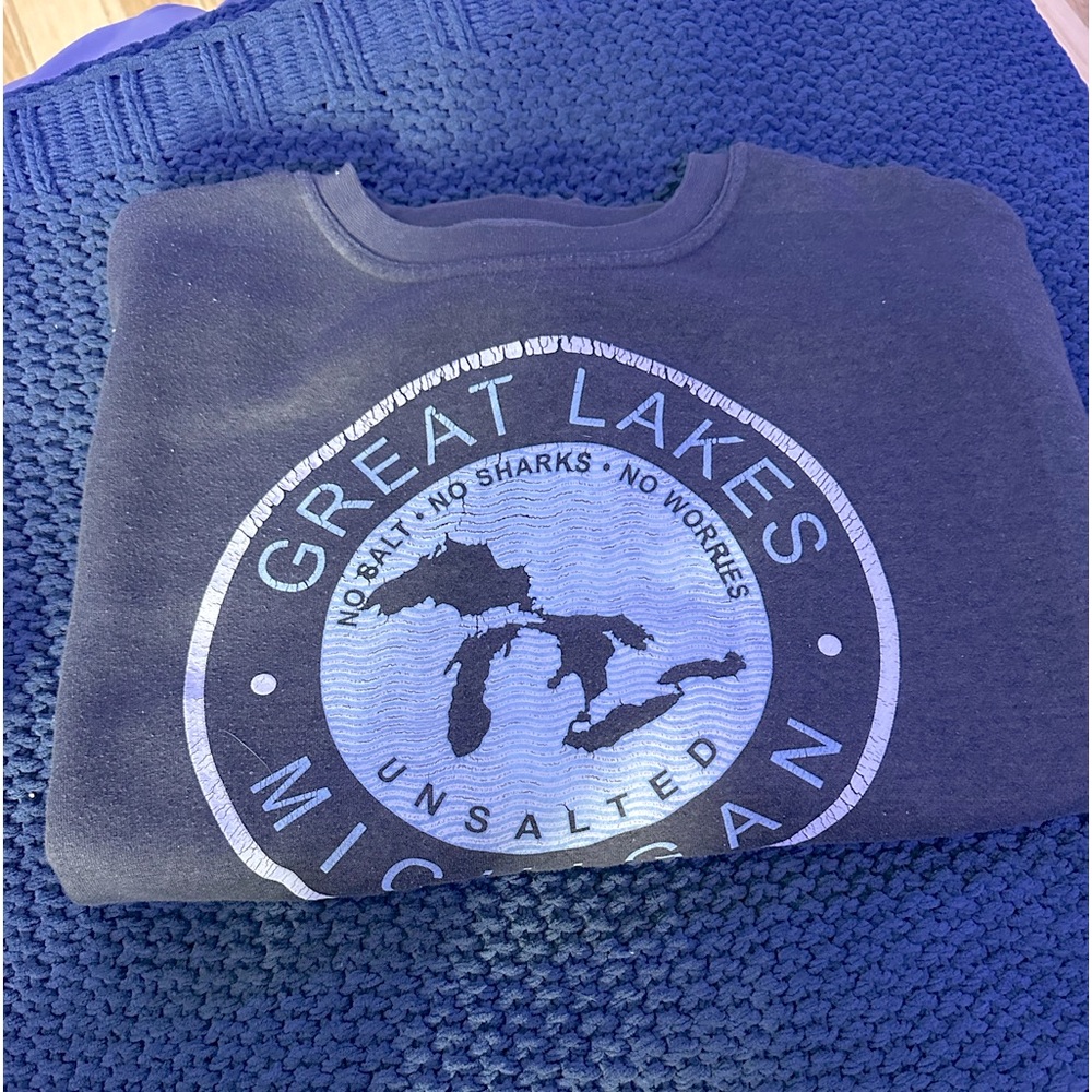Great Lakes crewneck